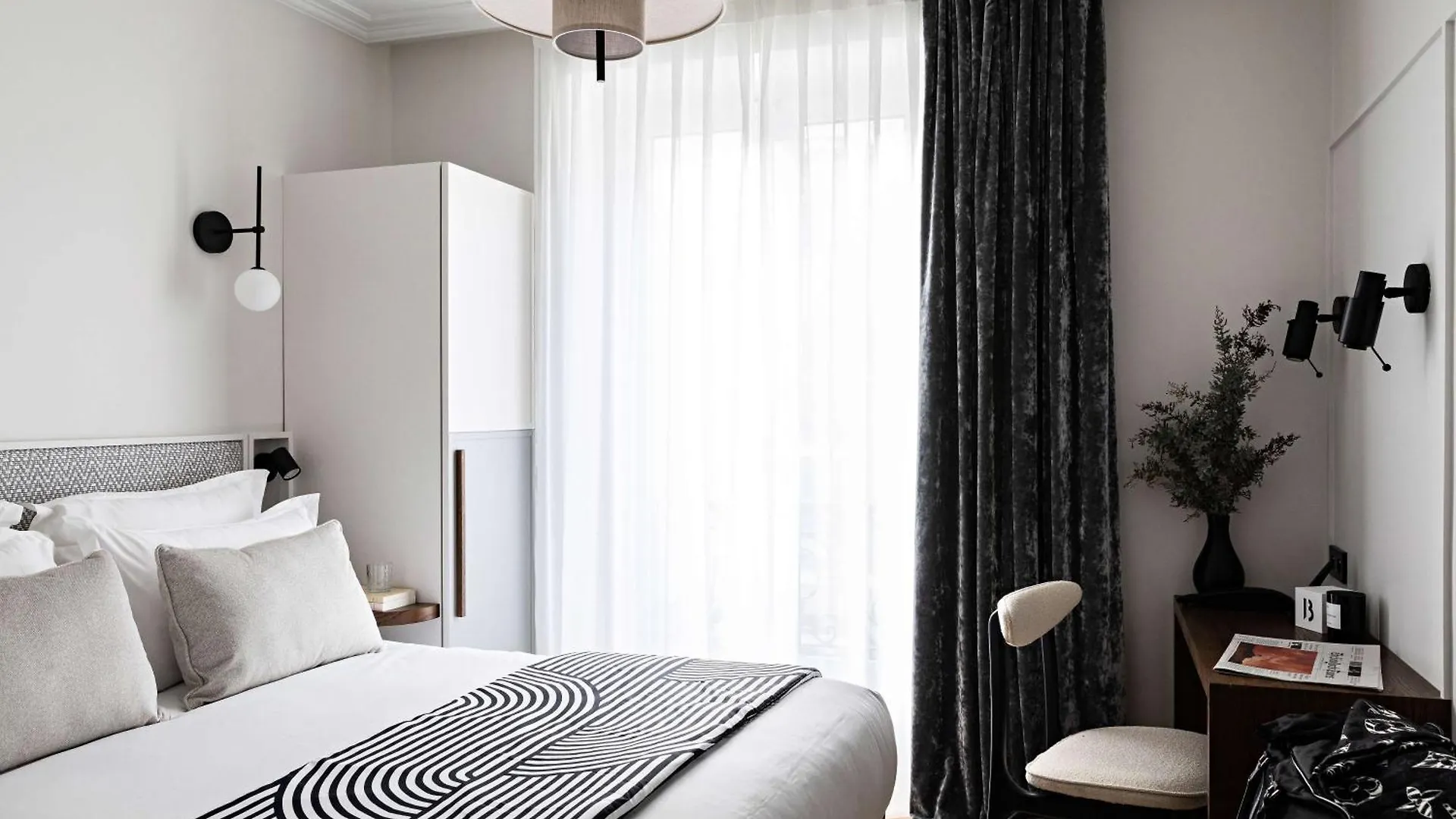 Western Premier The Blake Gare Saint Lazare Hotel