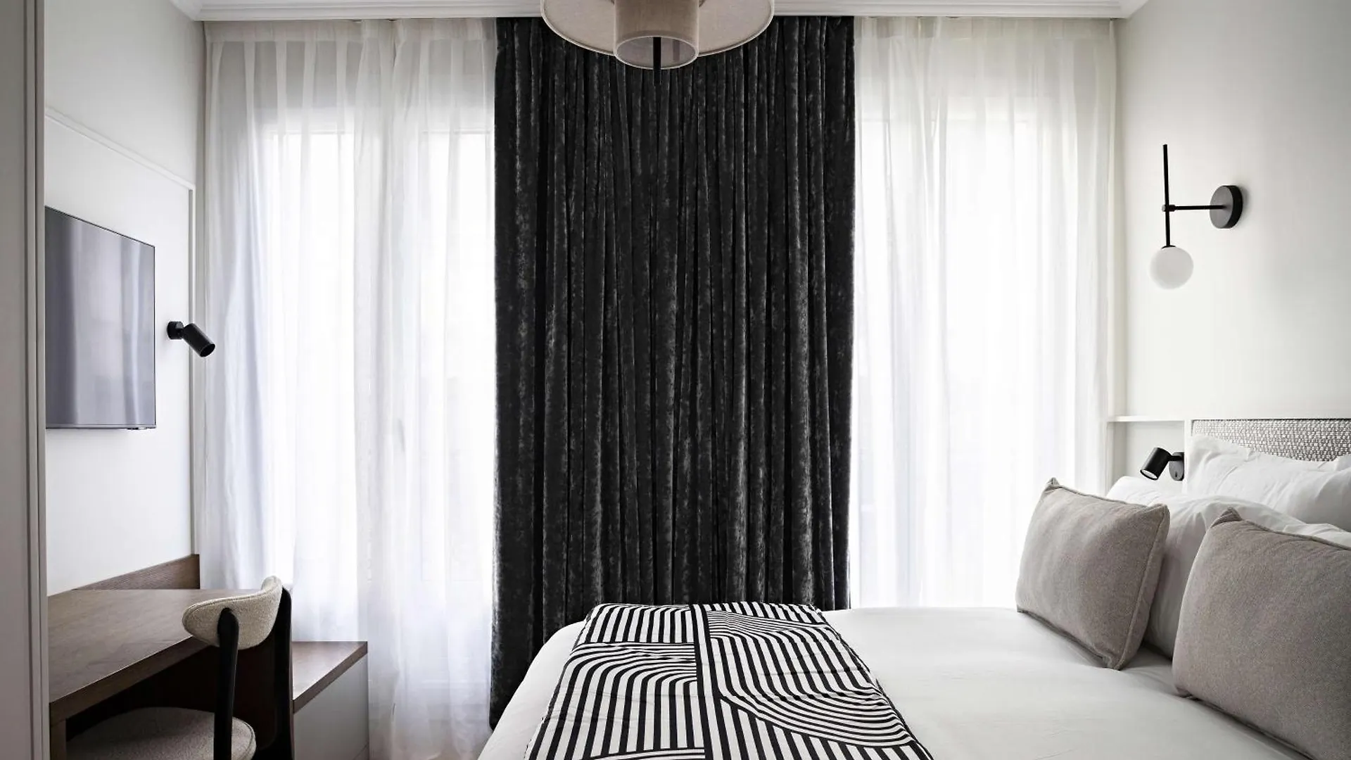 Hotel Western Premier The Blake Gare Saint Lazare 4*