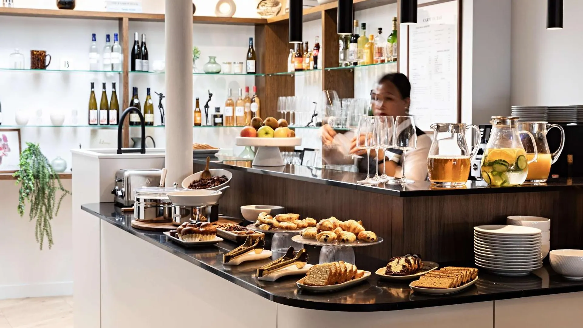 Western Premier The Blake Gare Saint Lazare 4* Paris